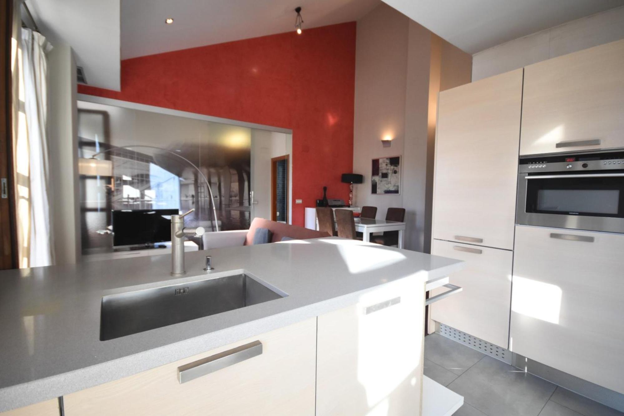Bello Apartamento En La Plaza Del Tossal Valencia Bagian luar foto